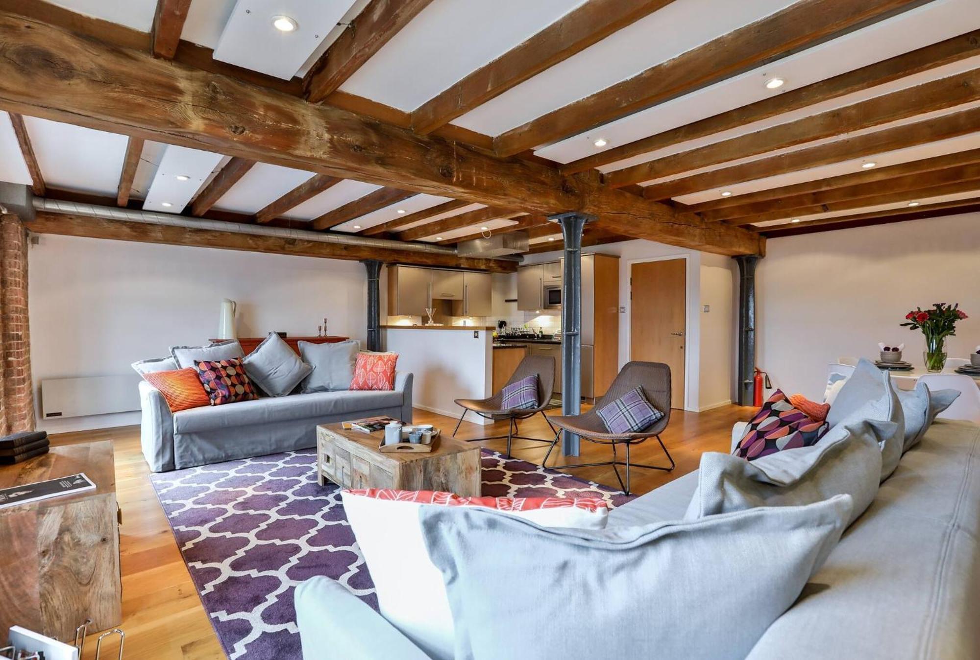 Wild Roses Serviced Apartments - Excel Warehouse 1 Лондон Экстерьер фото